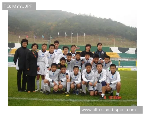 掌握自由足球远距离接球技巧提升你的比赛表现与战术意识 掌握自由足球远距离接球技巧提升你的比赛表现与战术意识